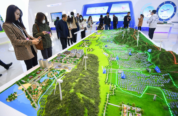 【母亲河畔的中国】黄河岸畔披银甲 小县城也能领跑碳中和