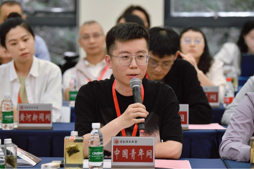 重庆理工大学通稿11:5月23日活动现场(改)(4)(2)2526