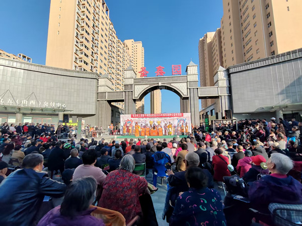 2025年10月13日至14日，太西街道潞才社区举办第三届“戏韵流芳 共建百姓舞台 悦动睦邻 共享文化盛宴”戏曲进社区活动_副本.jpg