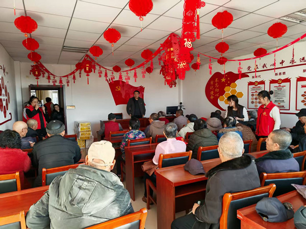 为老年人开展健康讲座_副本.jpg