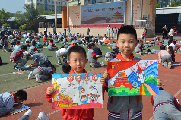 20259晋源区实验小学开展“稚笔绘山河，童声颂中华”迎国庆主题活动_副本.jpg
