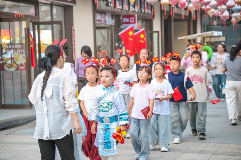 清凉湾温泉康养小镇1.jpg