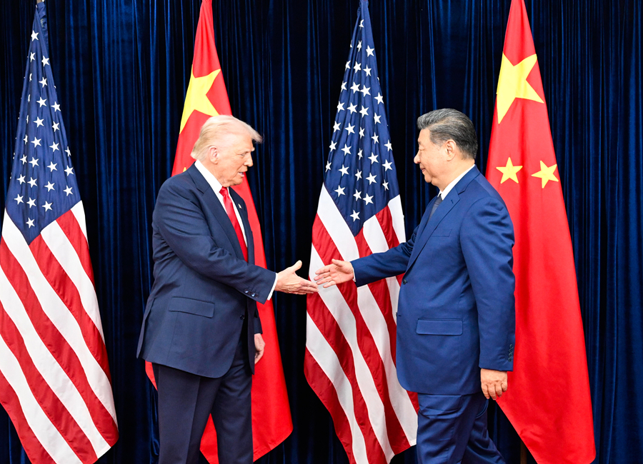 当地时间10月30日,国家主席<span class="sensitiveWord">习近平</span>在釜山同美国总统特朗普举行会晤。